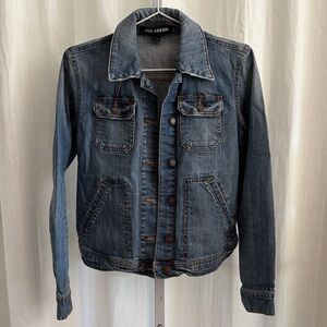 Joe Fresh Distressed Women's Classic Blue Jean Jacket